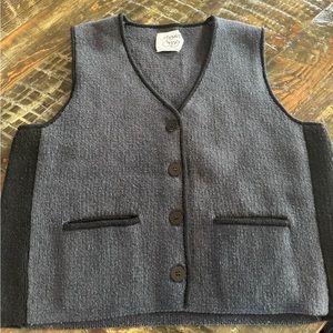 Vintage Margaret O’Leary vest great condition
